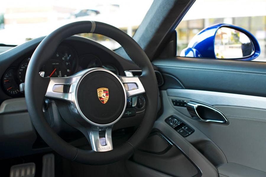  Porsche 911 Carrera 4S Facebook 5M 2014 года  (фото 3 из 13)